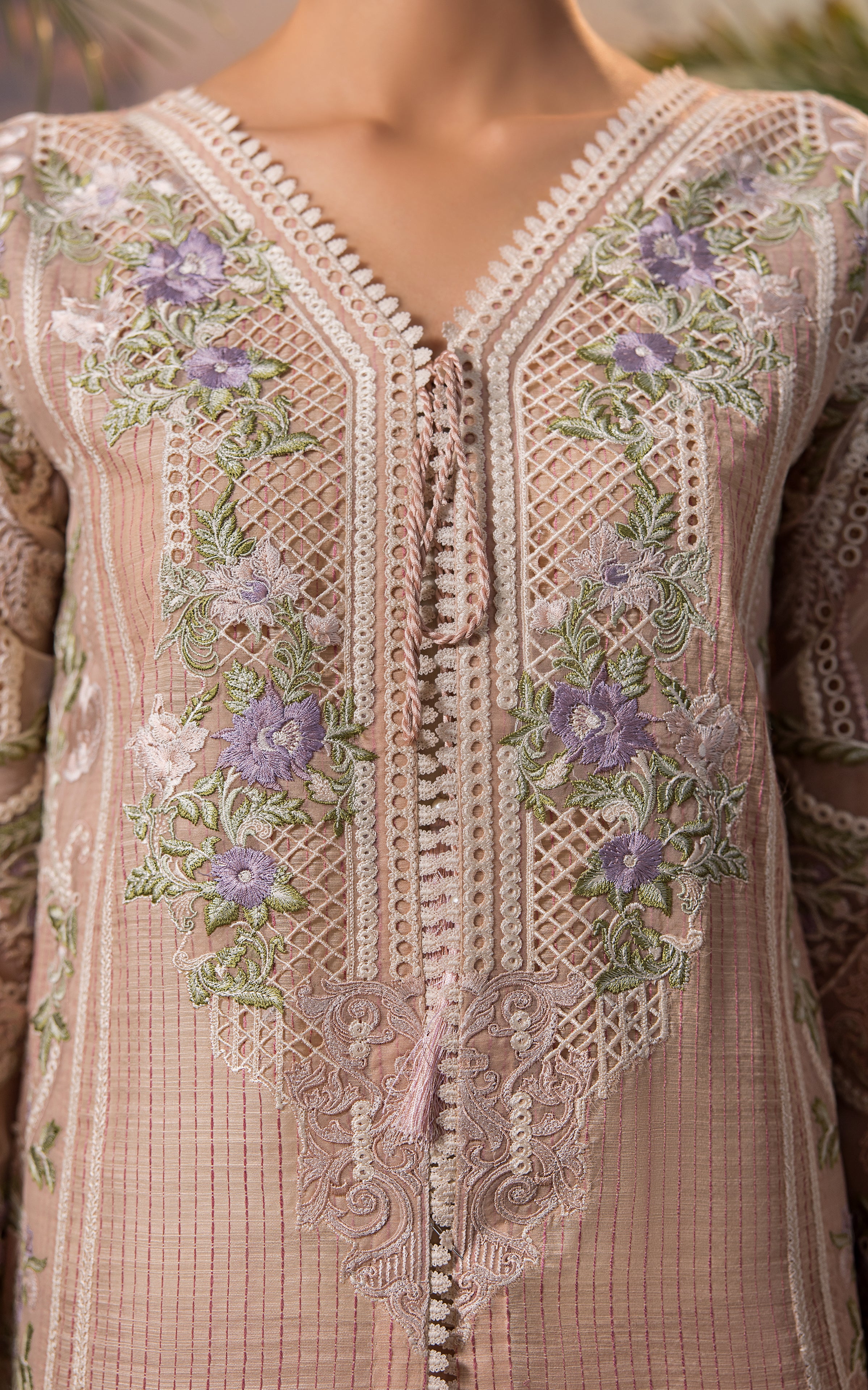 Pakistani Soft Blush Embroidered Organza Salwar Kameez (2-Piece) - Image 6