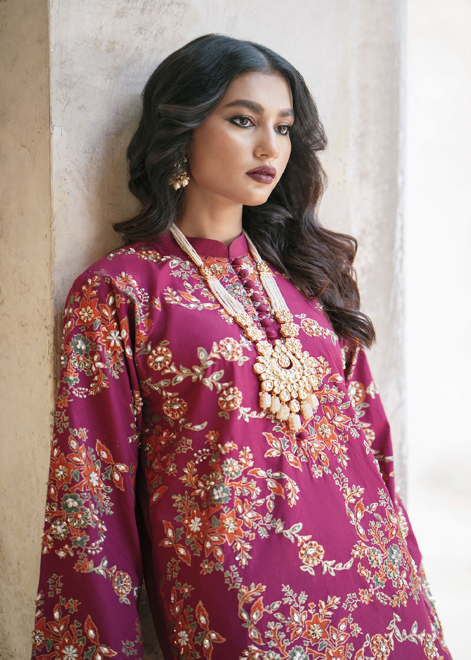 Pakistani Magenta Block Print Raw Silk Kurta Set (3-Piece) - Image 4