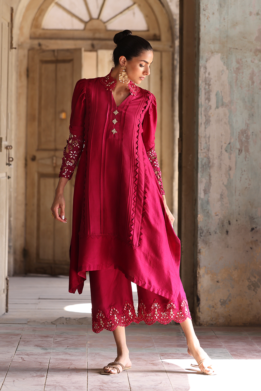Pakistani Magenta Cutwork Gota Raw Silk Salwar Kameez (2-Piece) - Image 4