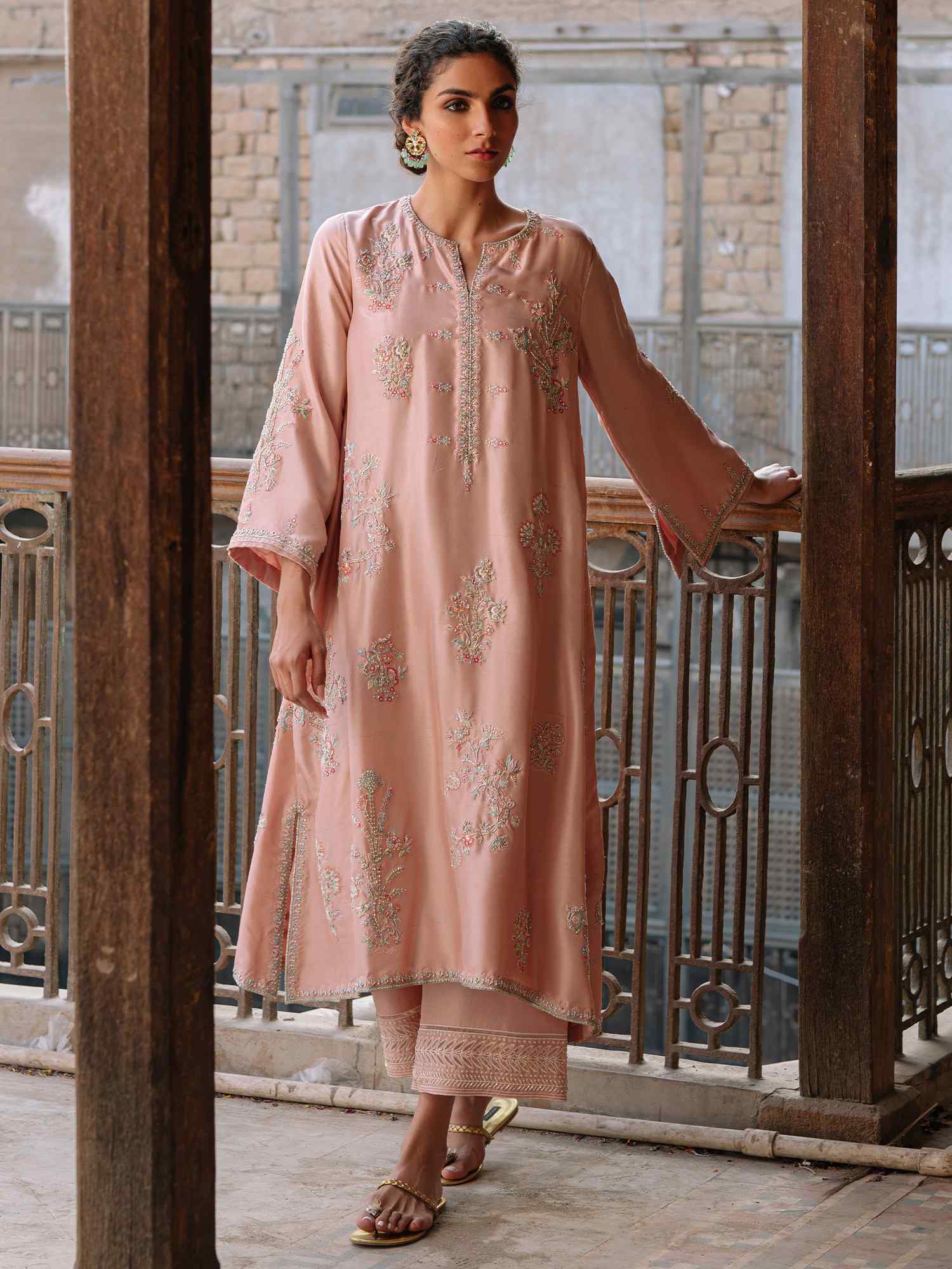 Peach Pink Embroidered Raw Silk Jalabiya Kurta (2-Piece) - Image 1