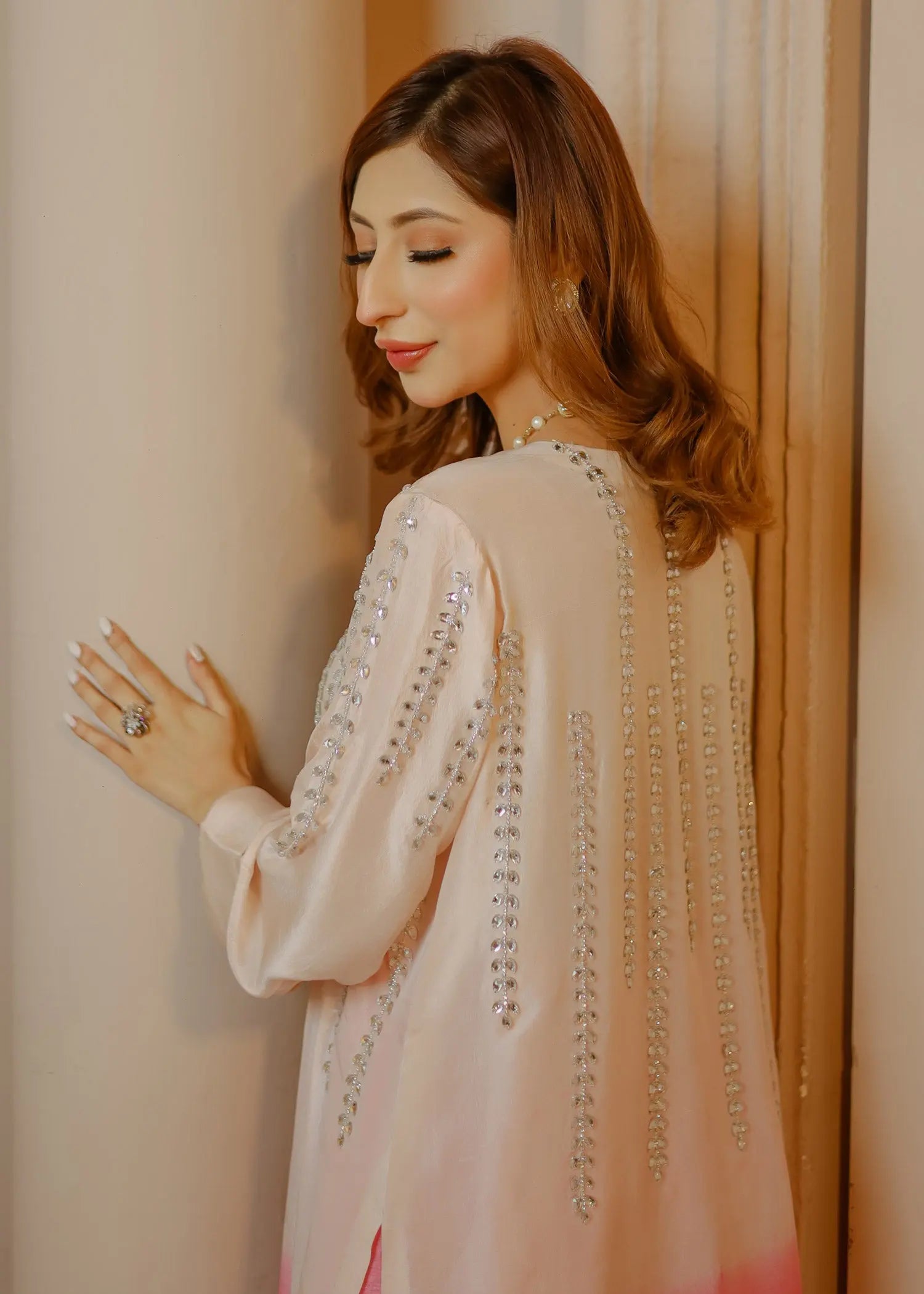 Pink Ombre Embellished Raw Silk Kurta Set (3-Piece) - Image 5