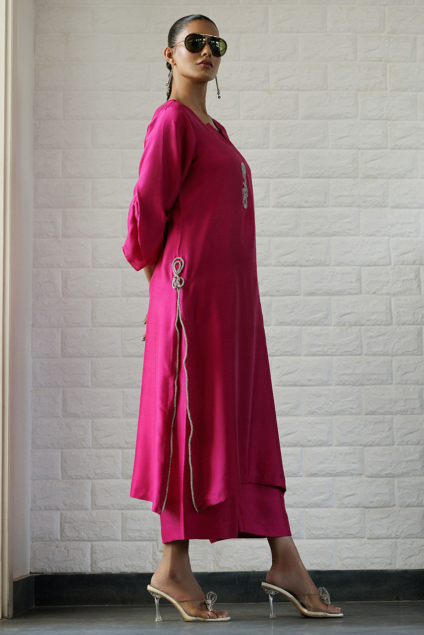 Pakistani Magenta String Work Raw Silk Salwar Kameez (2-Piece) - Image 2