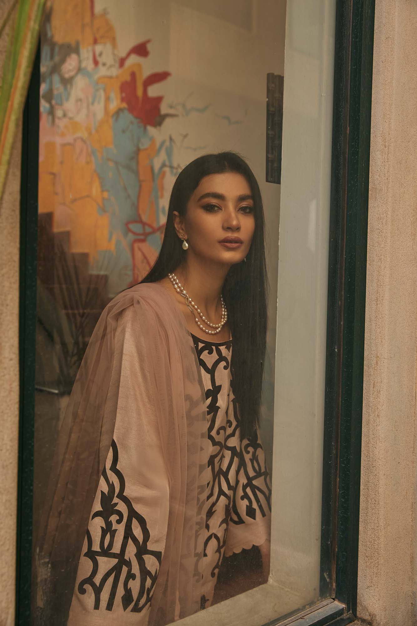 Porcelain Pink Velvet Appliqué Raw Silk Salwar Kameez (3-Piece) - Image 8