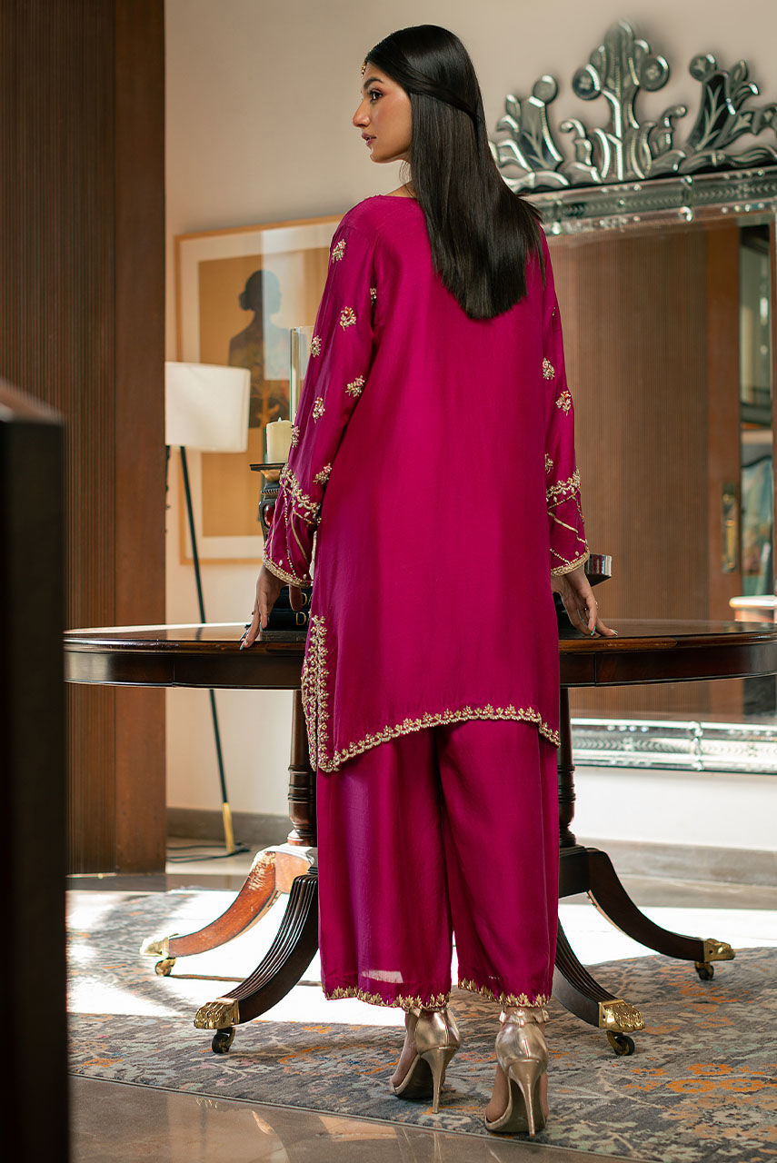 Pakistani Magenta Hand-Embroidered Raw Silk Tunic Set (3-Piece) - Image 3