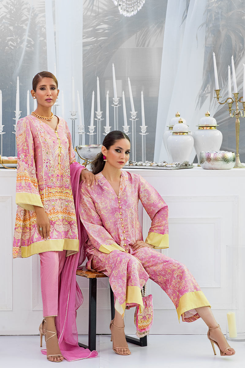 Mauve Embellished Silk A-Line Kurta (3-Piece) - Image 6