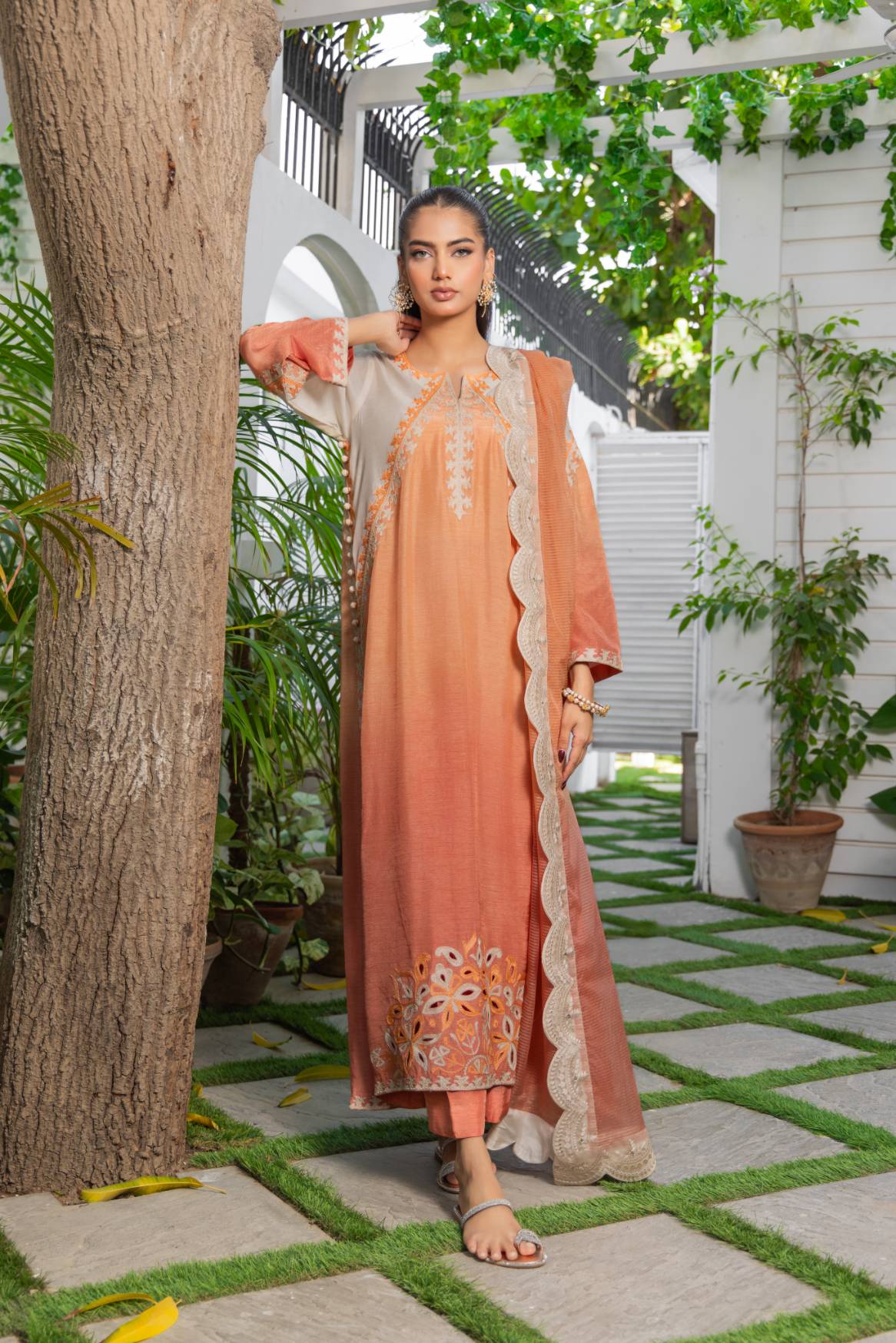 Peach Handworked Silk Kurta Set (3-Piece) - Image 2