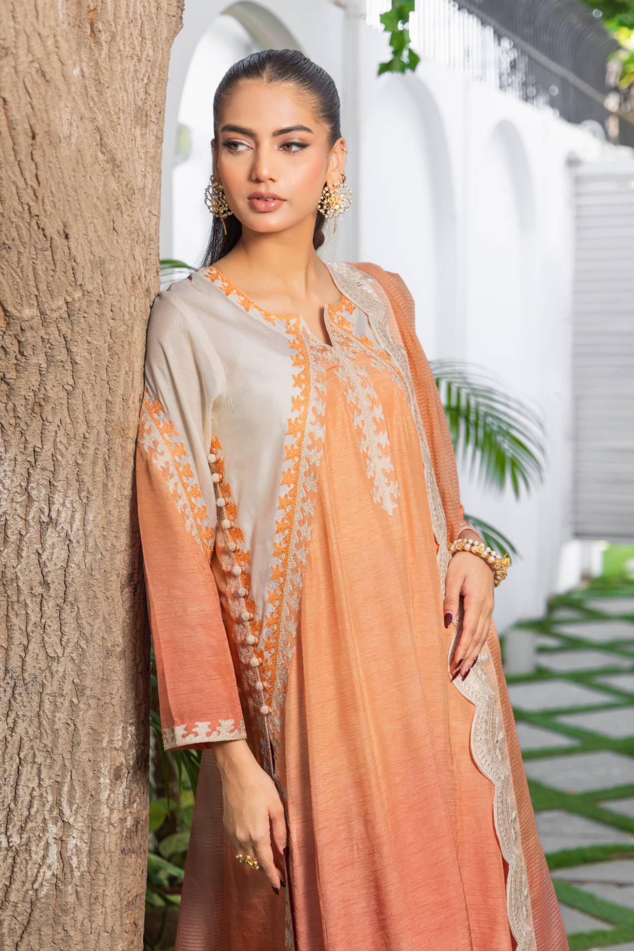 Peach Handworked Silk Kurta Set (3-Piece) - Image 3