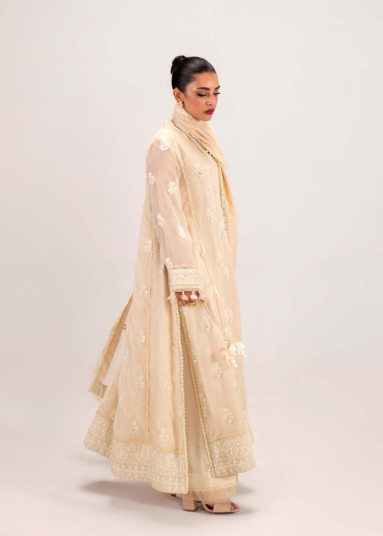 Pakistani Pastel Pink Embroidered Silk Khadi Net Kurta Set (3-Piece) - Image 6