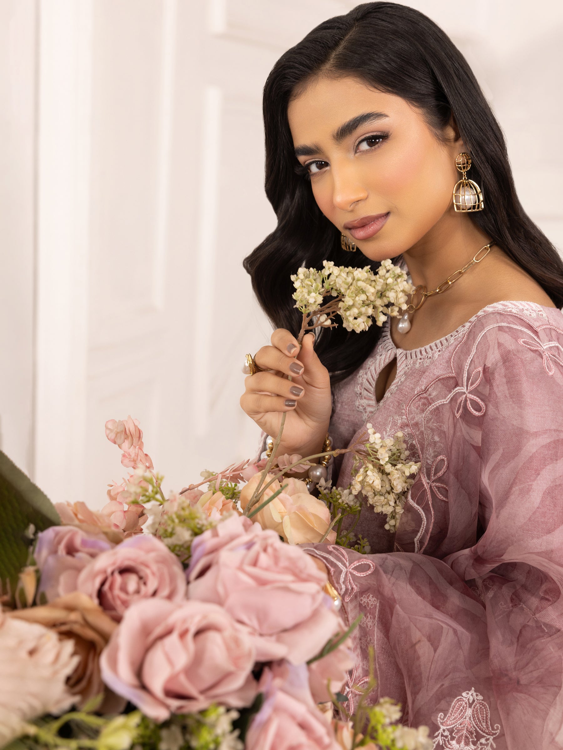 Pakistani Dusty Pink Embroidered Silk Lawn Salwar Kameez (3-Piece) - Image 8