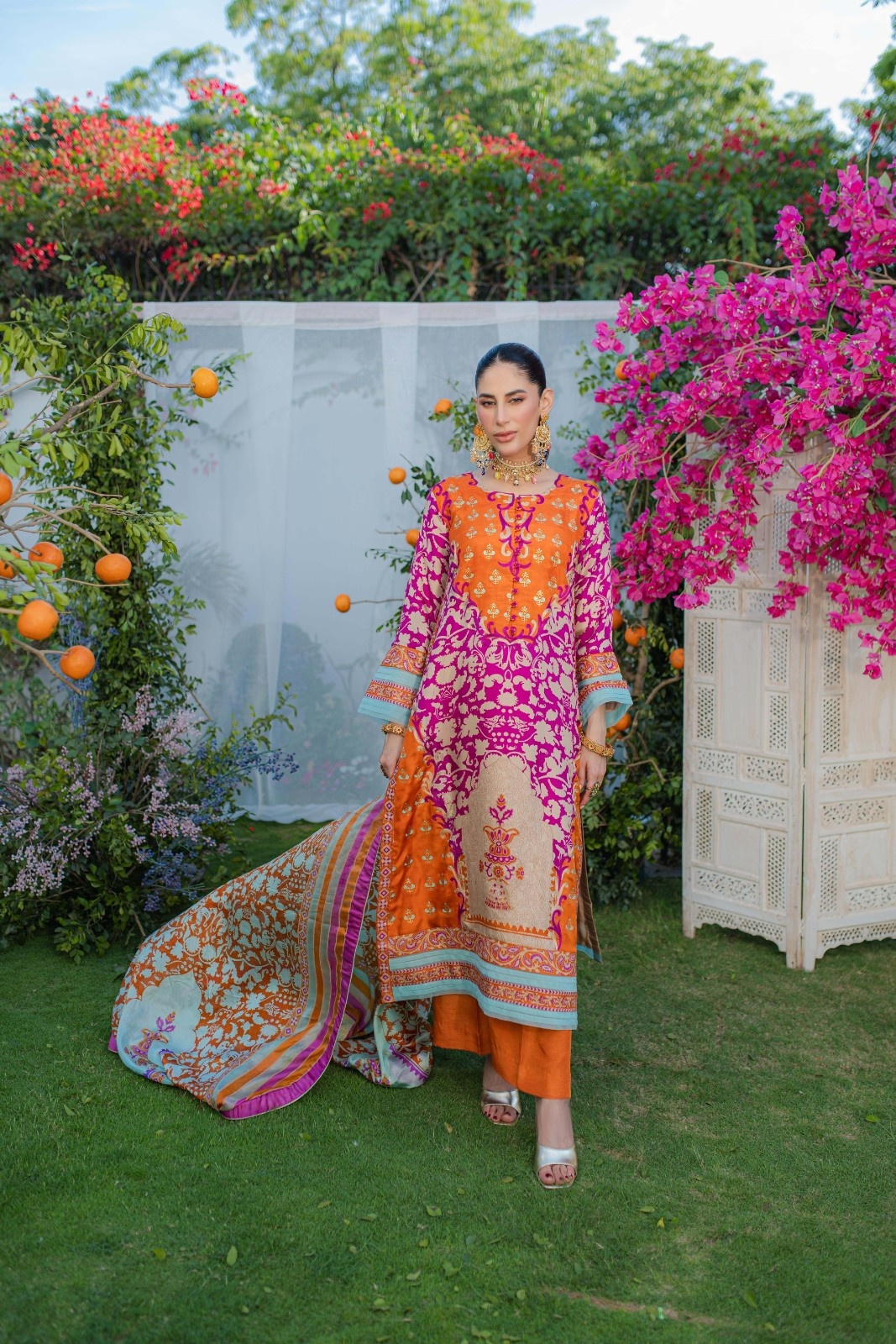 Pakistani Hot Pink Printed Medium Silk Kurta Set (3-Piece) - Image 2