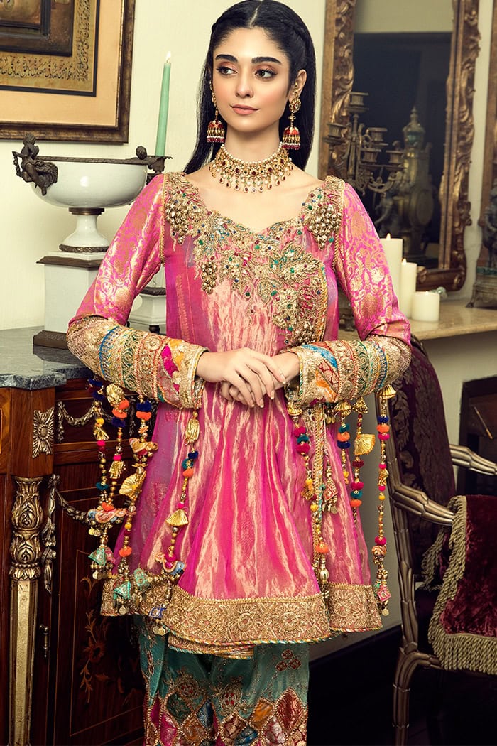 Pakistani Fuchsia Embroidered Velvet Salwar Kameez (3-Piece) - Image 4