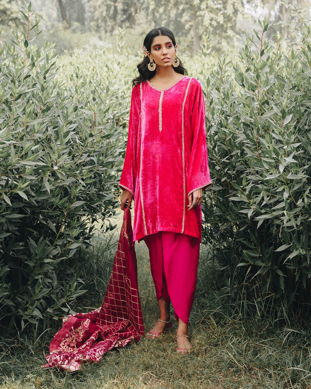 Pakistani Fuchsia Velvet Salwar Kameez with Embroidered Dupatta (3-Piece) - Image 4