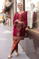 Shocking Pink Embellished Velvet Kurta with Jamawar Shalwar (2-Piece) - Image 2