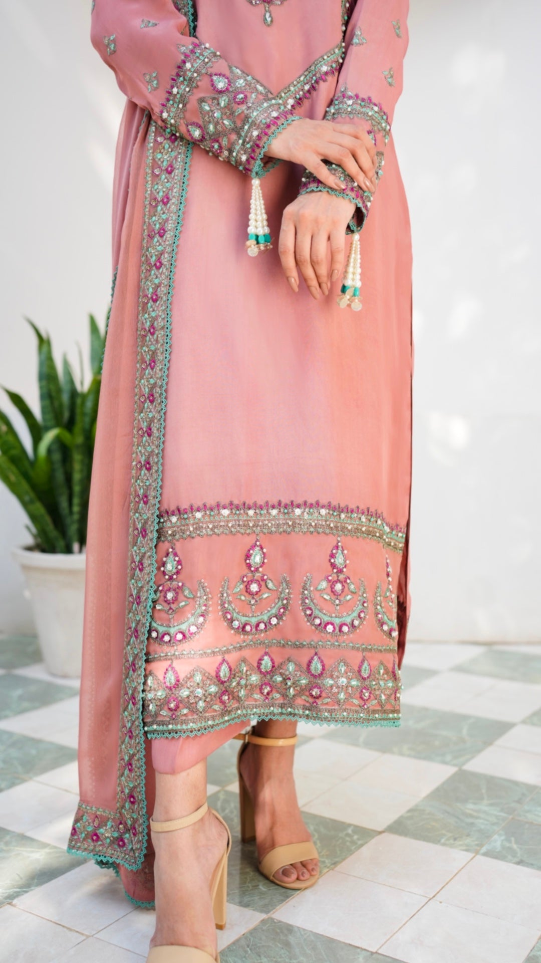 Antique Mauve Embroidered Viscose Silk Salwar Kameez (3-Piece) - Image 4