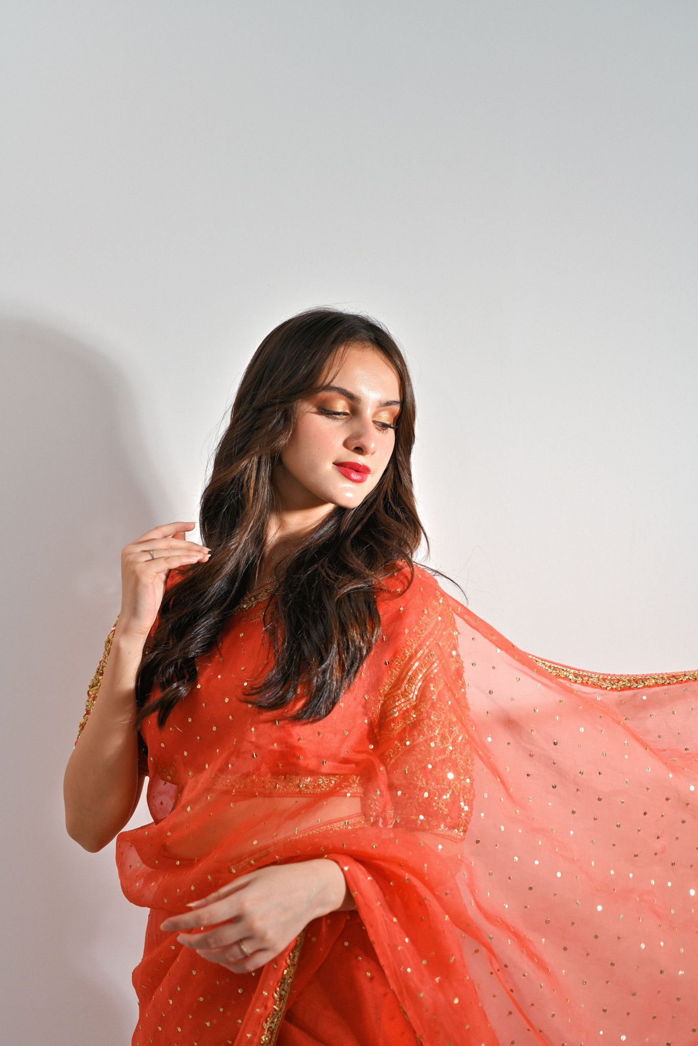 Pakistani Coral Gold Hand-Embroidered Pure Organza Saree (2-Piece) - Image 3