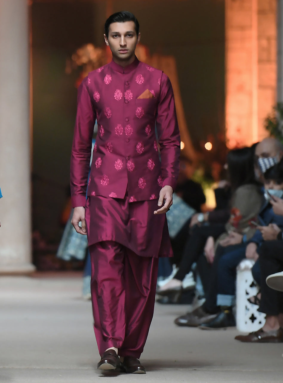Magenta Embroidered Cotton Silk Waistcoat Kurta (3-Piece) - Image 1