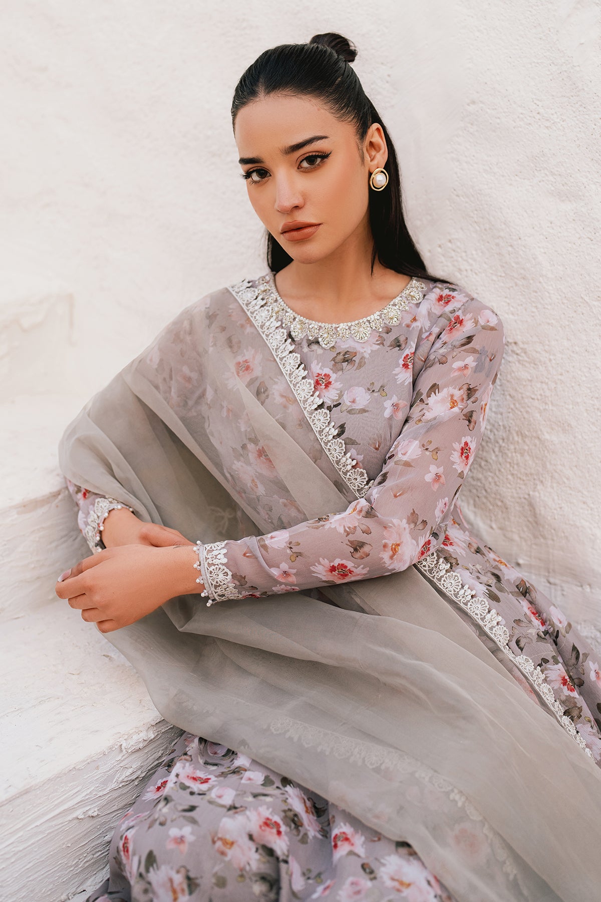 Pakistani Lilac Floral Embroidered Chiffon Anarkali Dress (3-Piece) - Image 7