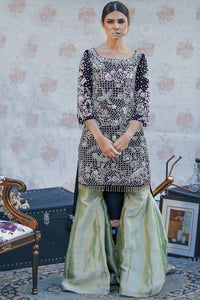 Pakistani Purple Embroidered Velvet Gharara Set (3-Piece) - Image 3