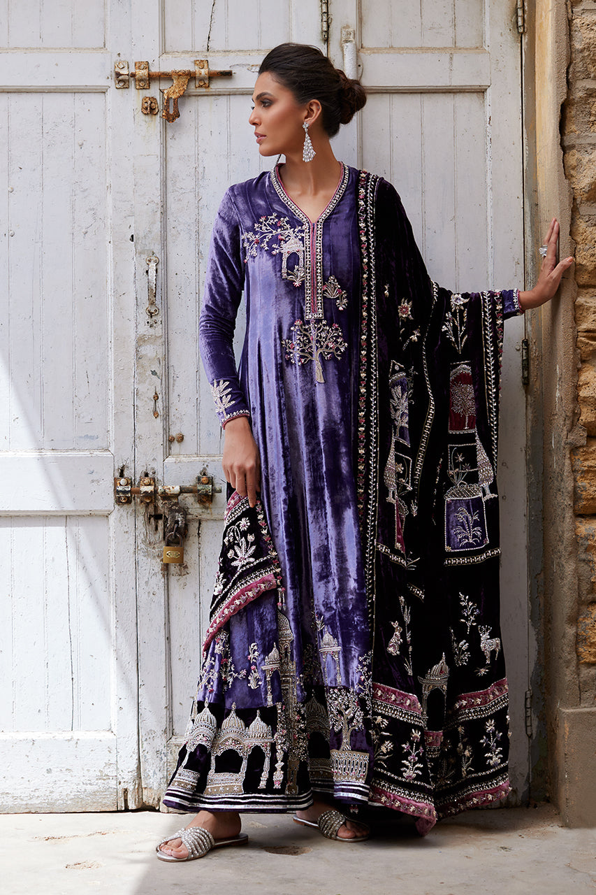 Pakistani Purple 3D Embroidered Velvet Kalidar (3-Piece) - Image 3