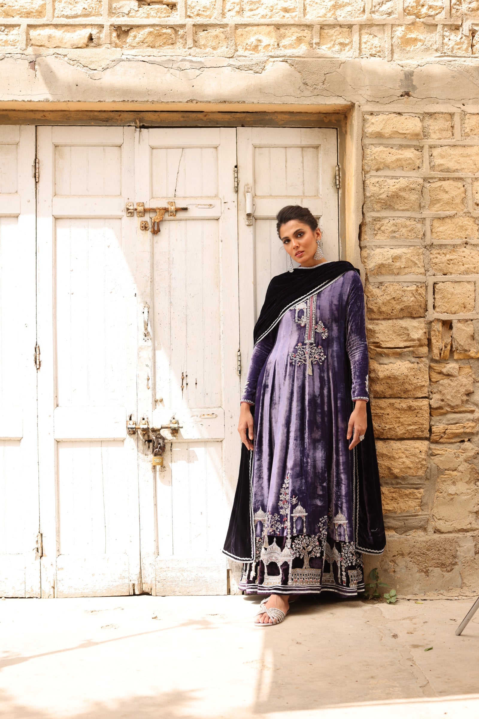 Pakistani Purple 3D Embroidered Velvet Kalidar (3-Piece) - Image 7