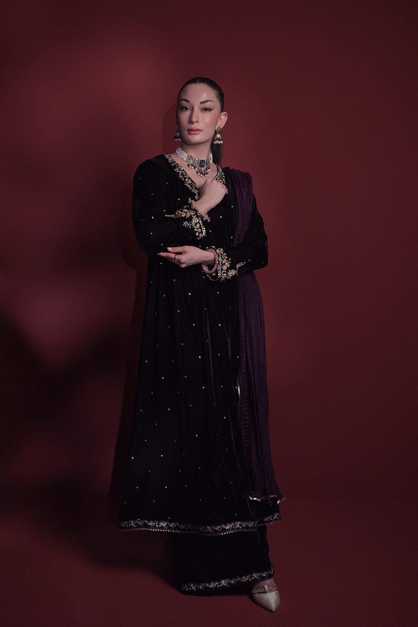 Pakistani Plum Hand-Embellished Velvet Kalidaar (3-Piece) - Image 5
