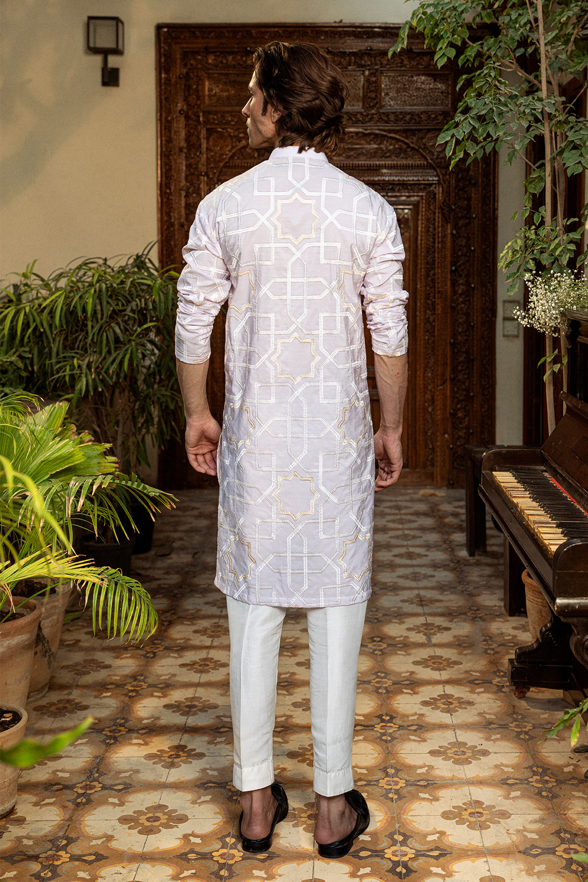 Lilac Geometric Embroidered Cotton Silk Kurta (2-Piece) - Image 6