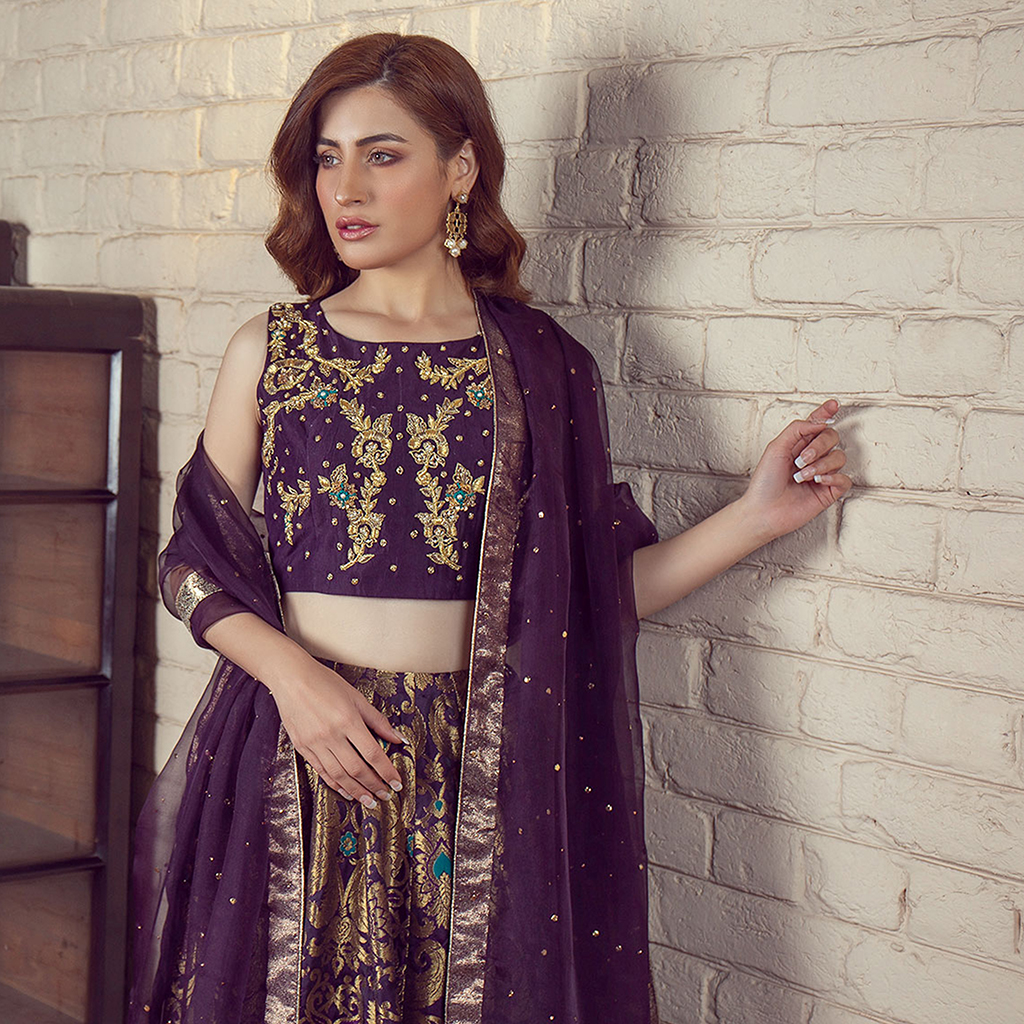 Pakistani Gold and Eggplant Brocade Kalidar Lehenga (3-Piece) - Image 4