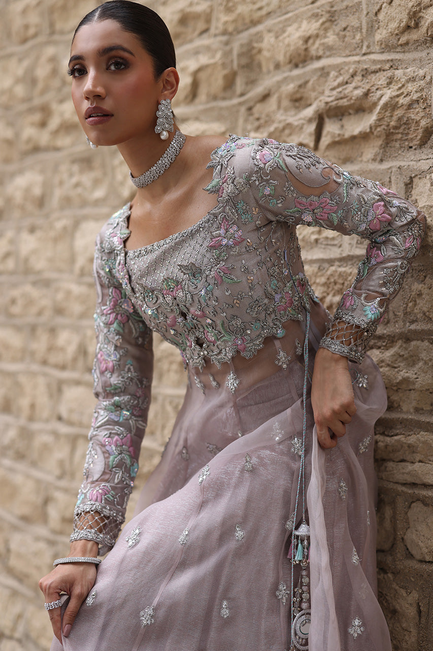 Pakistani Lilac Zardozi Meysuri Organza Peshwas Lehenga (3-Piece) - Image 2