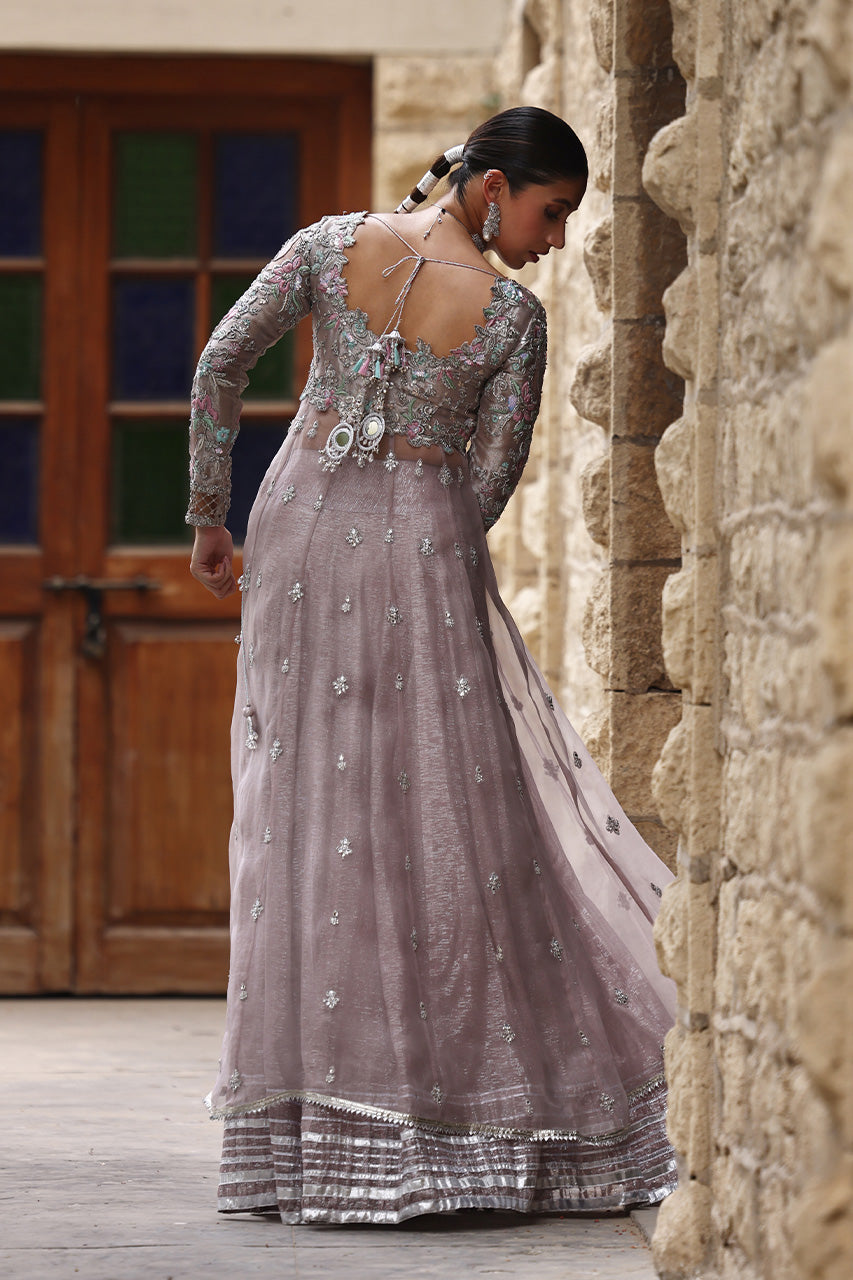 Pakistani Lilac Zardozi Meysuri Organza Peshwas Lehenga (3-Piece) - Image 3