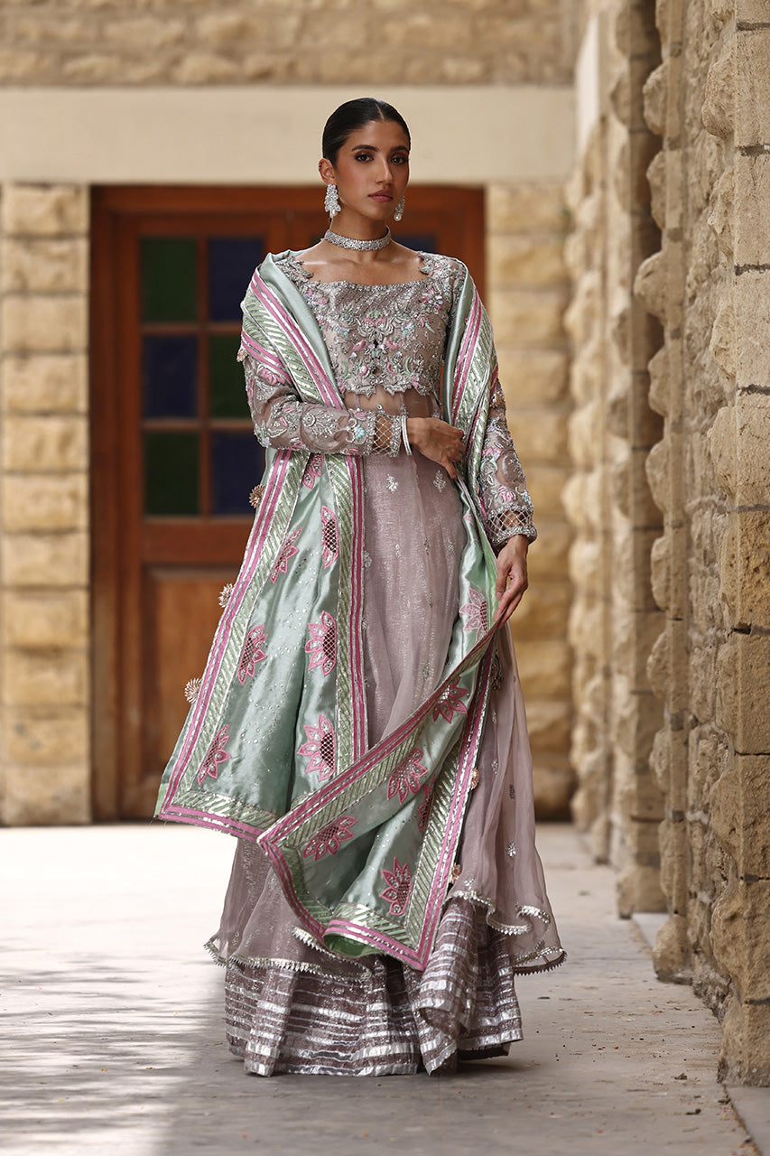 Pakistani Lilac Zardozi Meysuri Organza Peshwas Lehenga (3-Piece) - Image 7