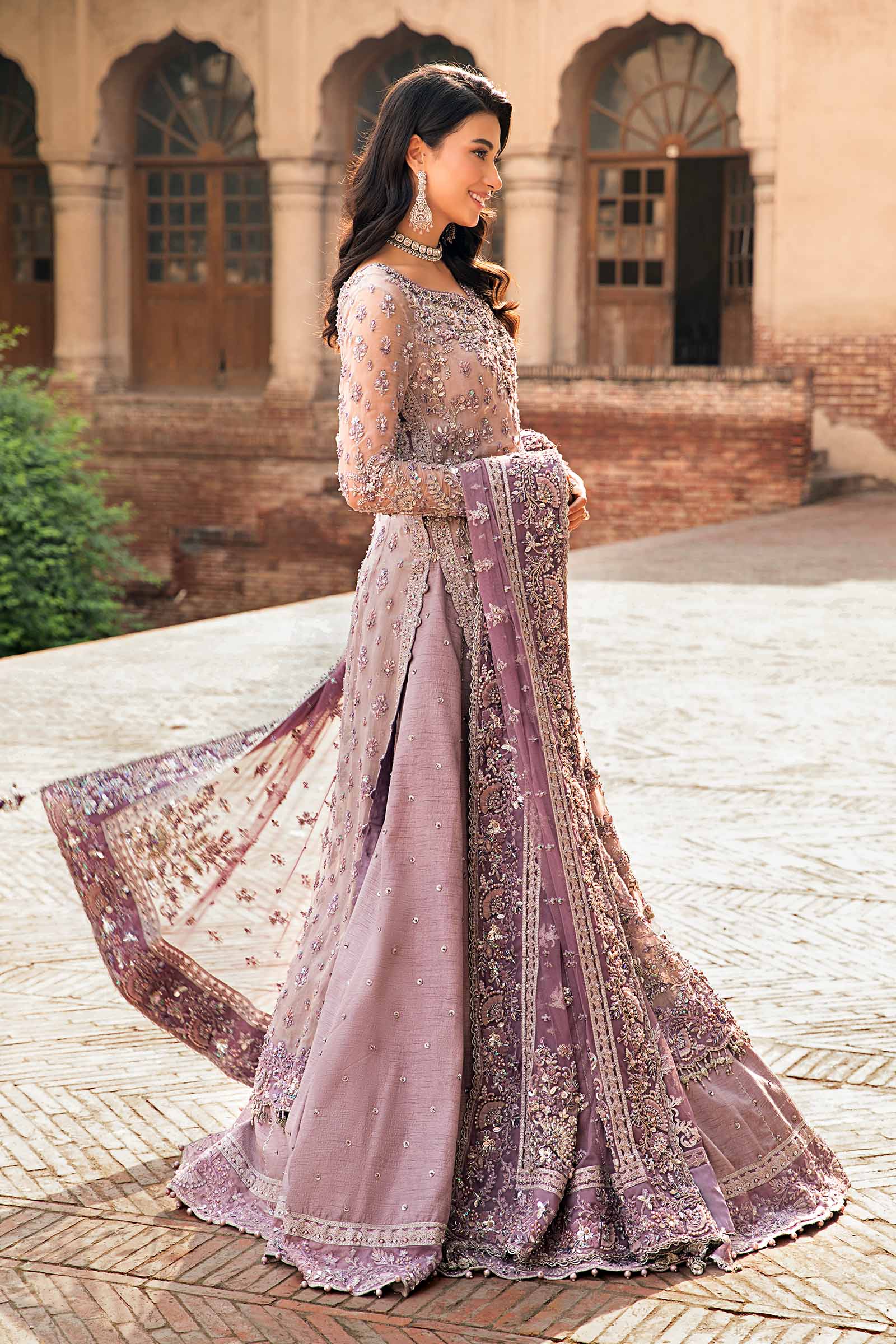 Lilac Hand-Embellished Organza Lehenga (3-Piece) - Image 5