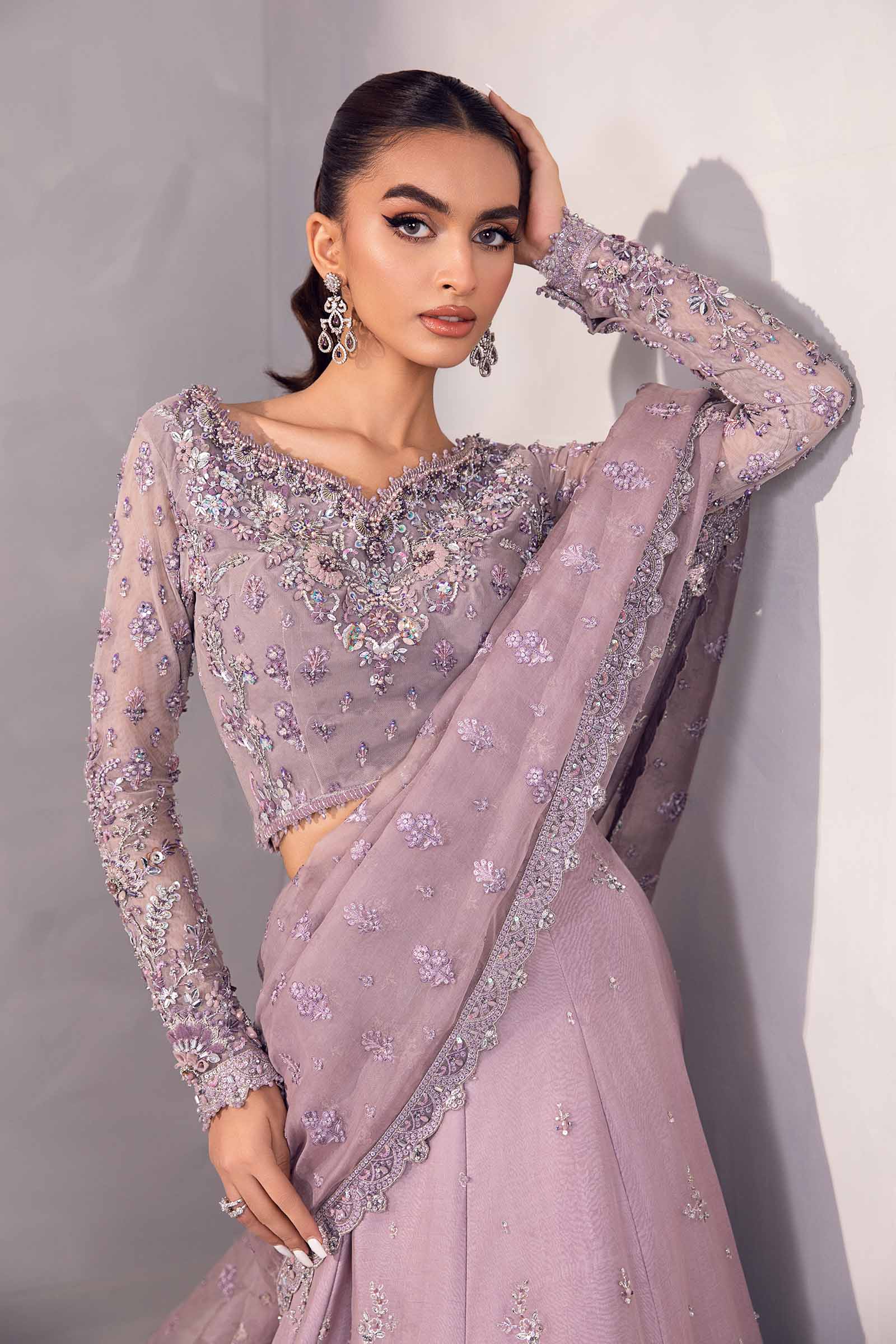 Pakistani Lilac Embellished Organza Lehenga Saree (2-Piece) - Image 3