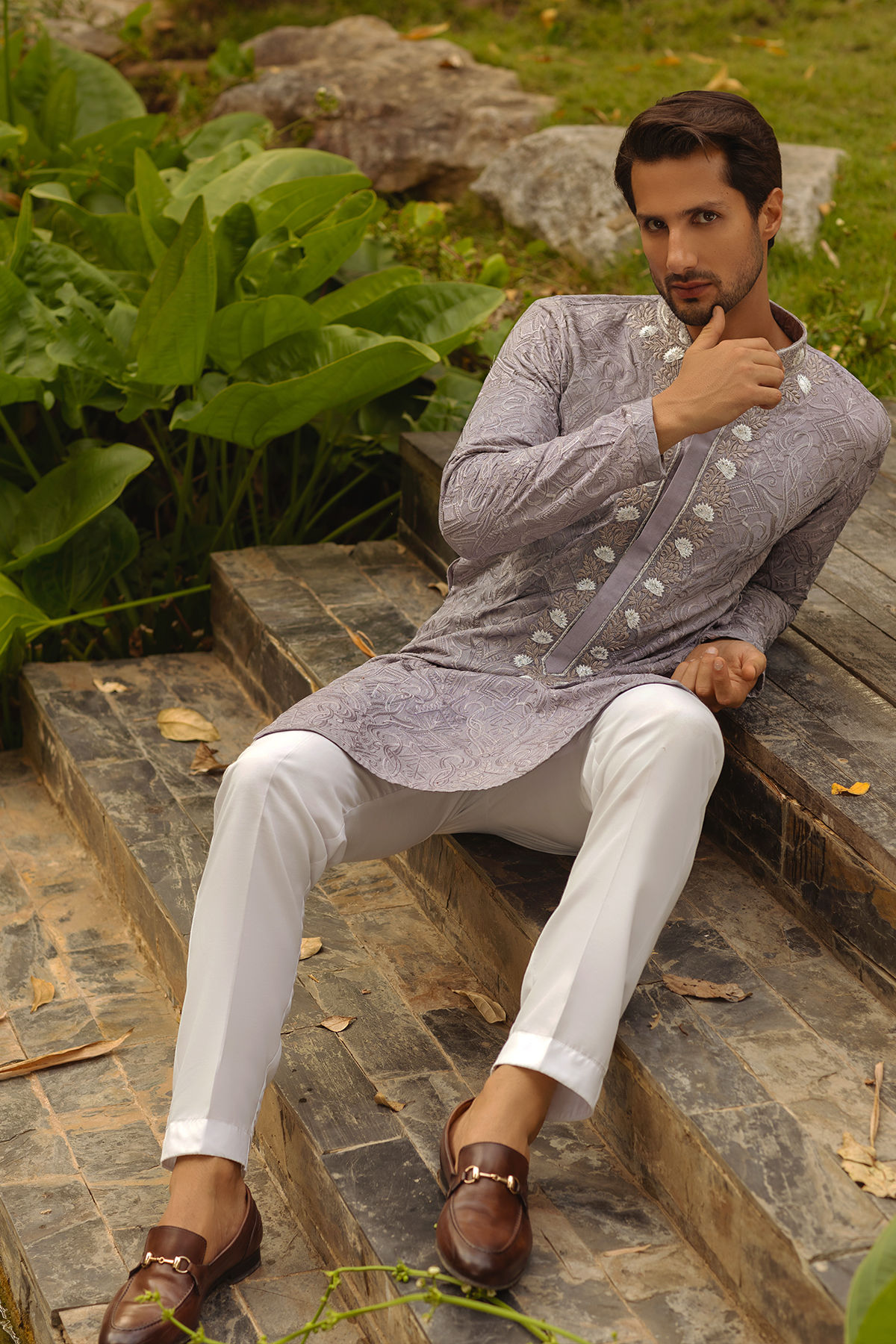 Muted Lilac Embroidered Raw Silk Kurta (2-Piece) - Image 2