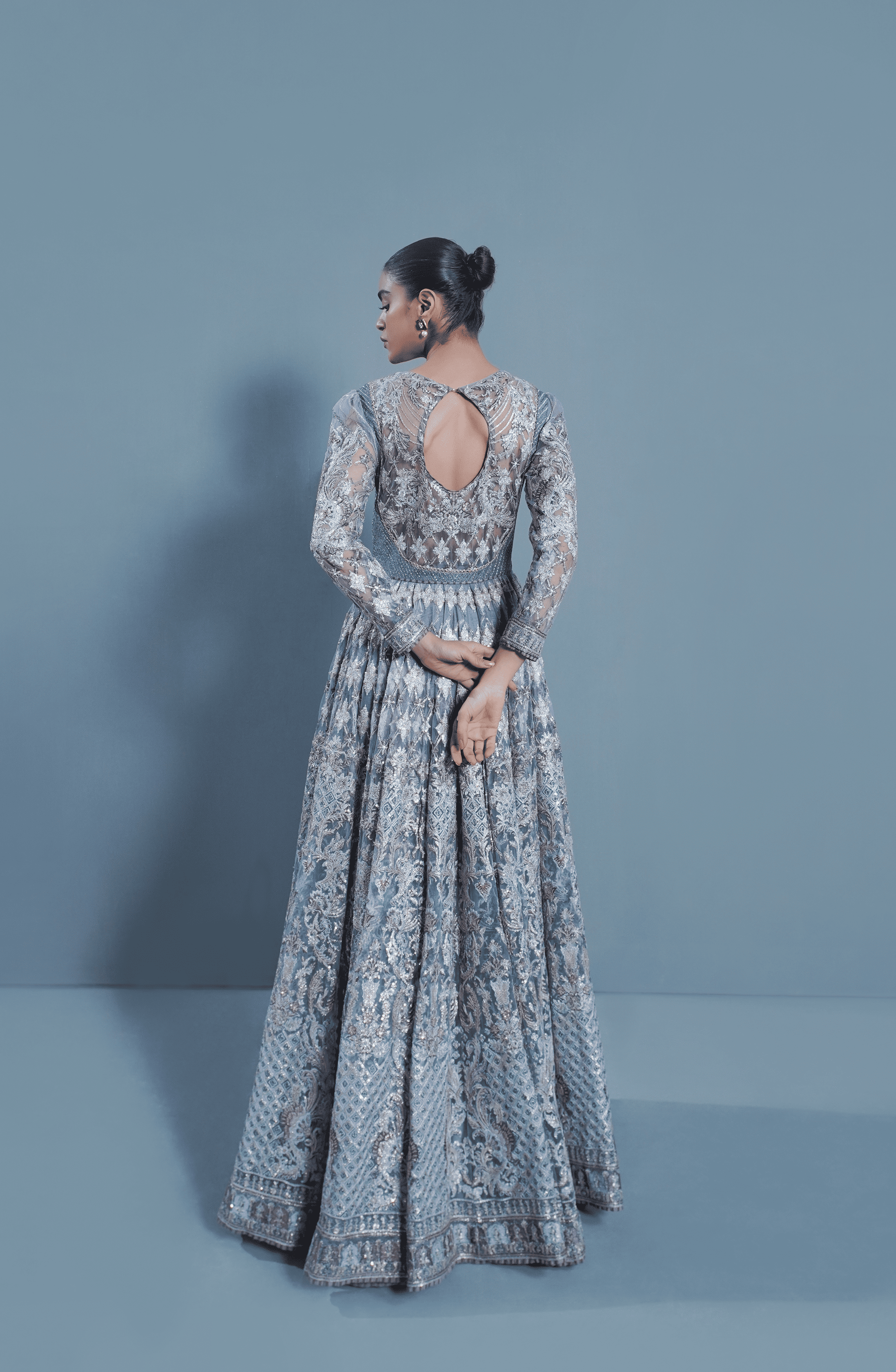 Faded Purple Embroidered Net Pishwas Dress (3-Piece) - Image 4