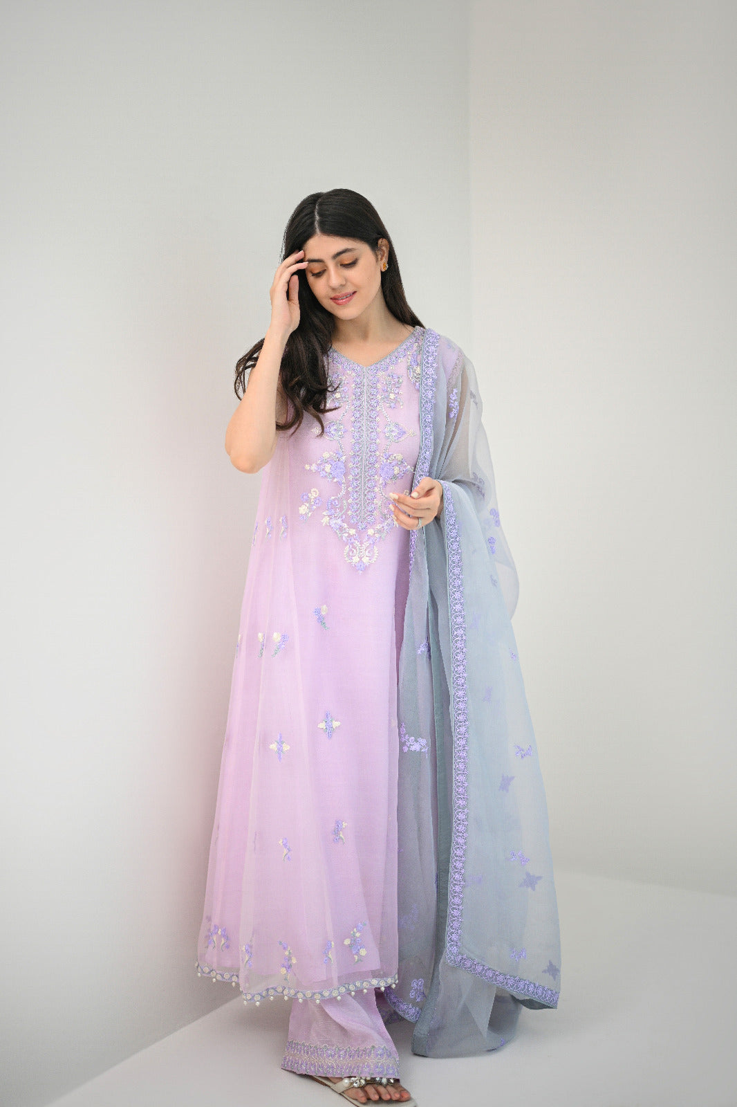 Pakistani Lilac Embroidered Organza Pishwas Dress (3-Piece) - Image 7