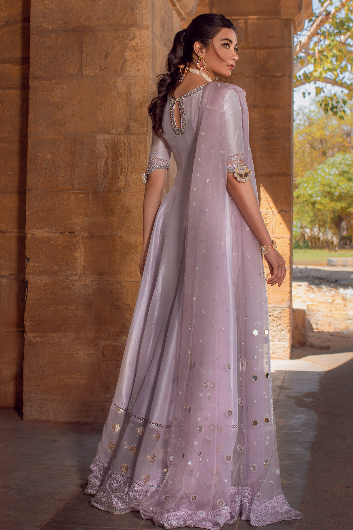 Pakistani Lilac Embellished Raw Silk Kalidar Pishwas (3-Piece) - Image 4