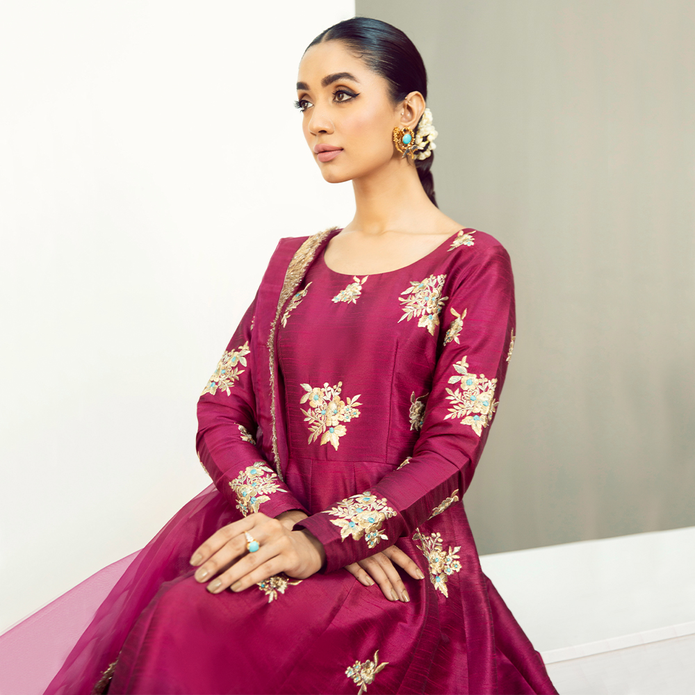 Berry Purple Embroidered Raw Silk Pishwas (3-Piece) - Image 4