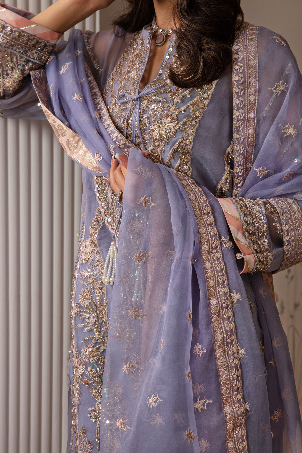 Lavender Hand-Embellished Organza Salwar Kameez (3-Piece) - Image 4