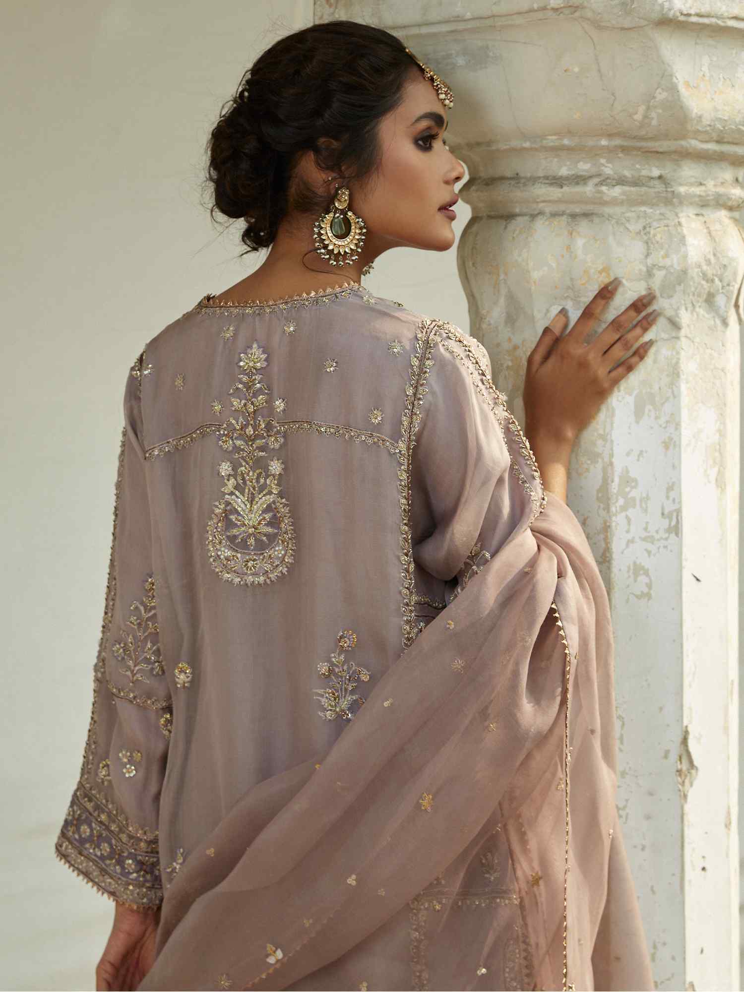 Pakistani Lavender Zardozi Organza Salwar Kameez (3-Piece) - Image 4