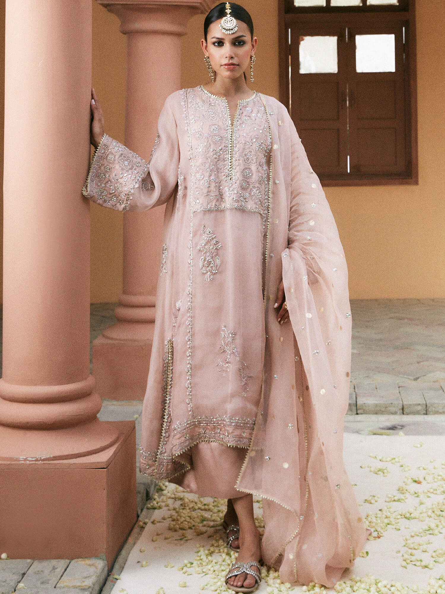Pakistani Lilac Embroidered Organza Salwar Kameez (3-Piece) - Image 1