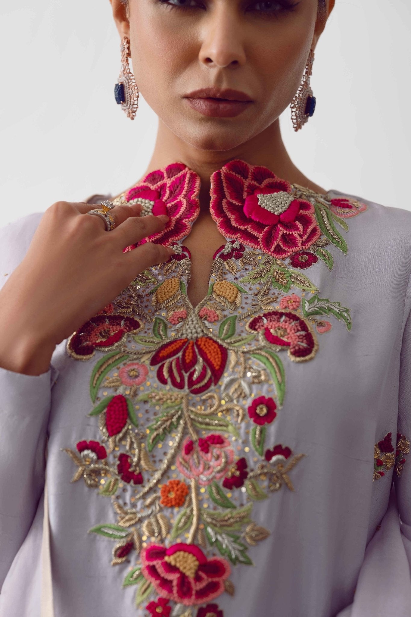 Lavender Zardozi Raw Silk Salwar Kameez (3-Piece) - Image 3