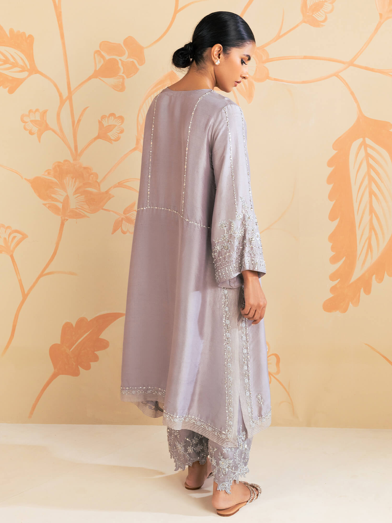 Lavender Zardozi Raw Silk Kurta Set (2-Piece) - Image 4