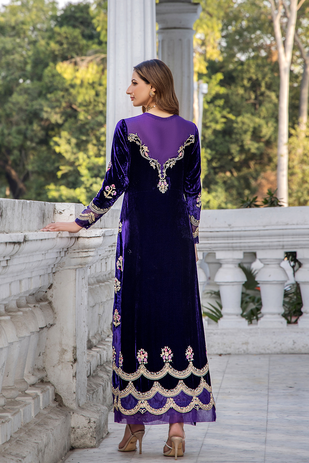 Deep Purple Embroidered Velvet Salwar Kameez (2-Piece) - Image 4