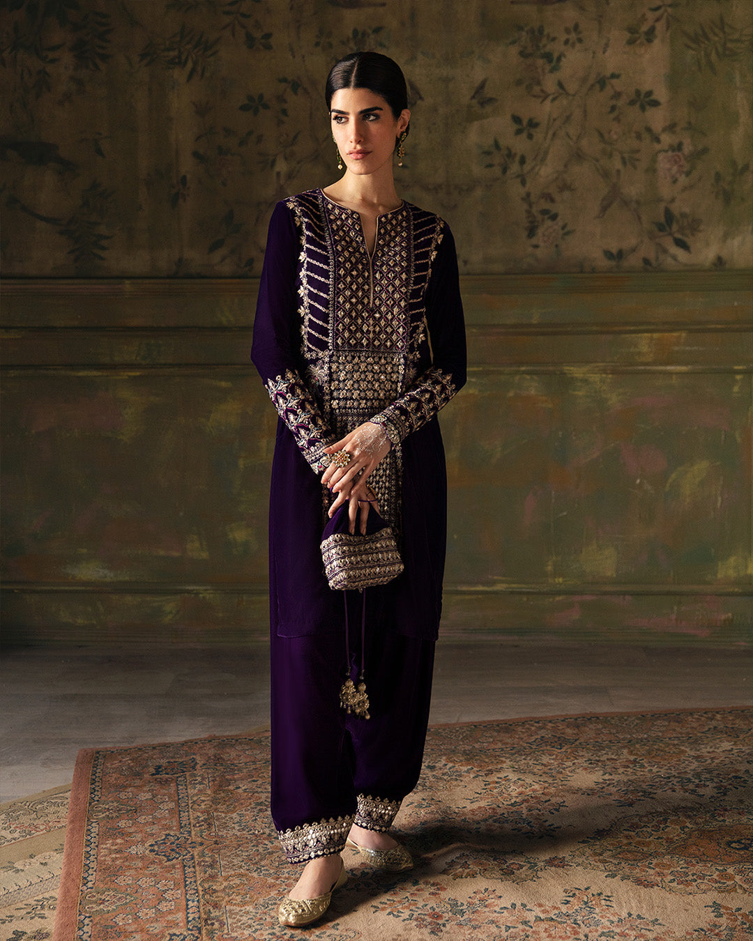 Purple Velvet Embroidered Salwar Kameez (3-Piece) - Image 5