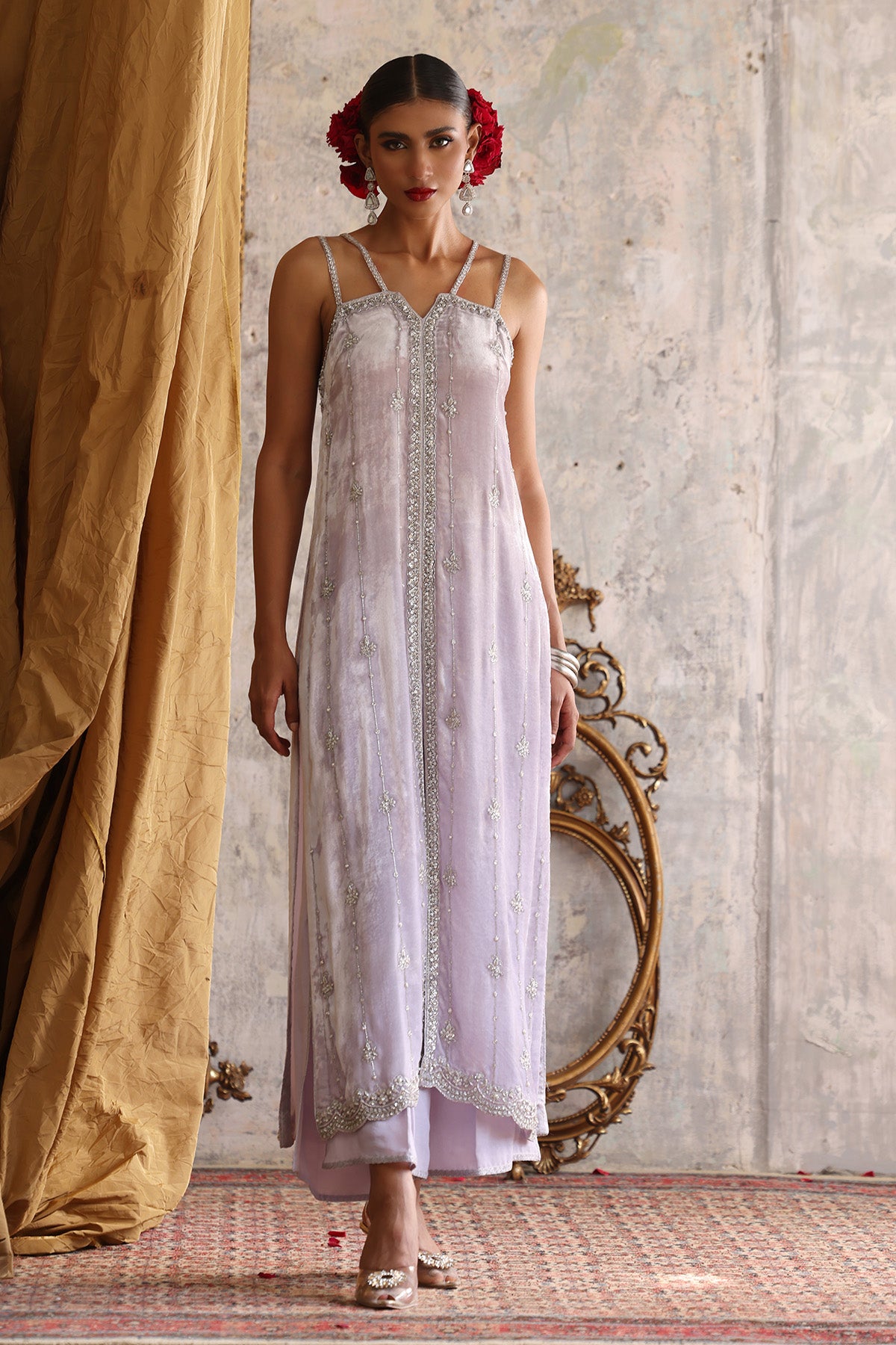 Pakistani Lilac Hand-Embellished Velvet-Silk Salwar Kameez (2-Piece) - Image 1