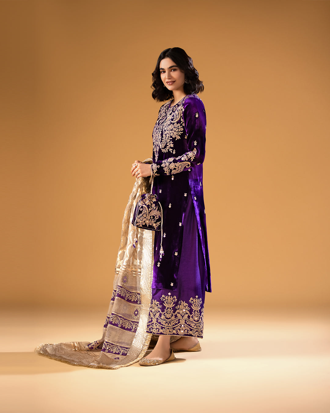 Purple Velvet Embroidered Kurta Set (3-Piece) - Image 5