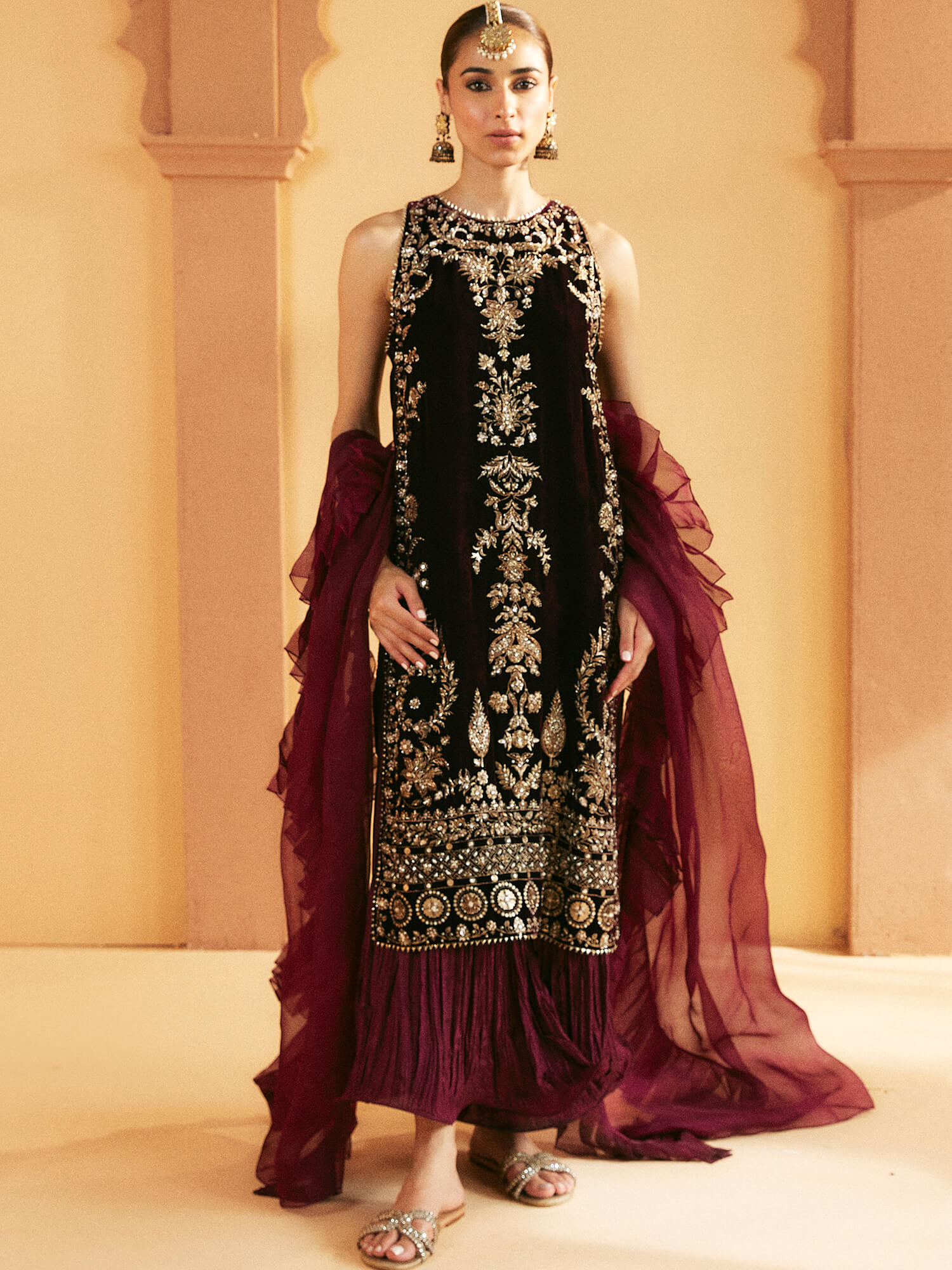 Plum Zardozi Velvet Bundi Set (3-Piece) - Image 1