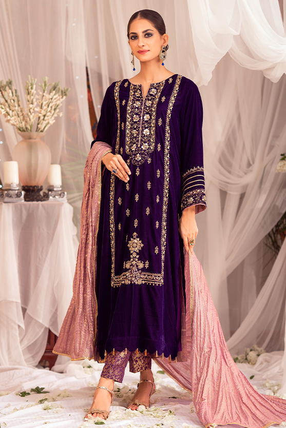 Pakistani Plum Zardozi Velvet Salwar Kameez (3-Piece) - Image 2