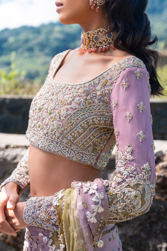 Lilac Embellished Chiffon Saree with Crystal Naqshi Blouse (2-Piece) - Image 3