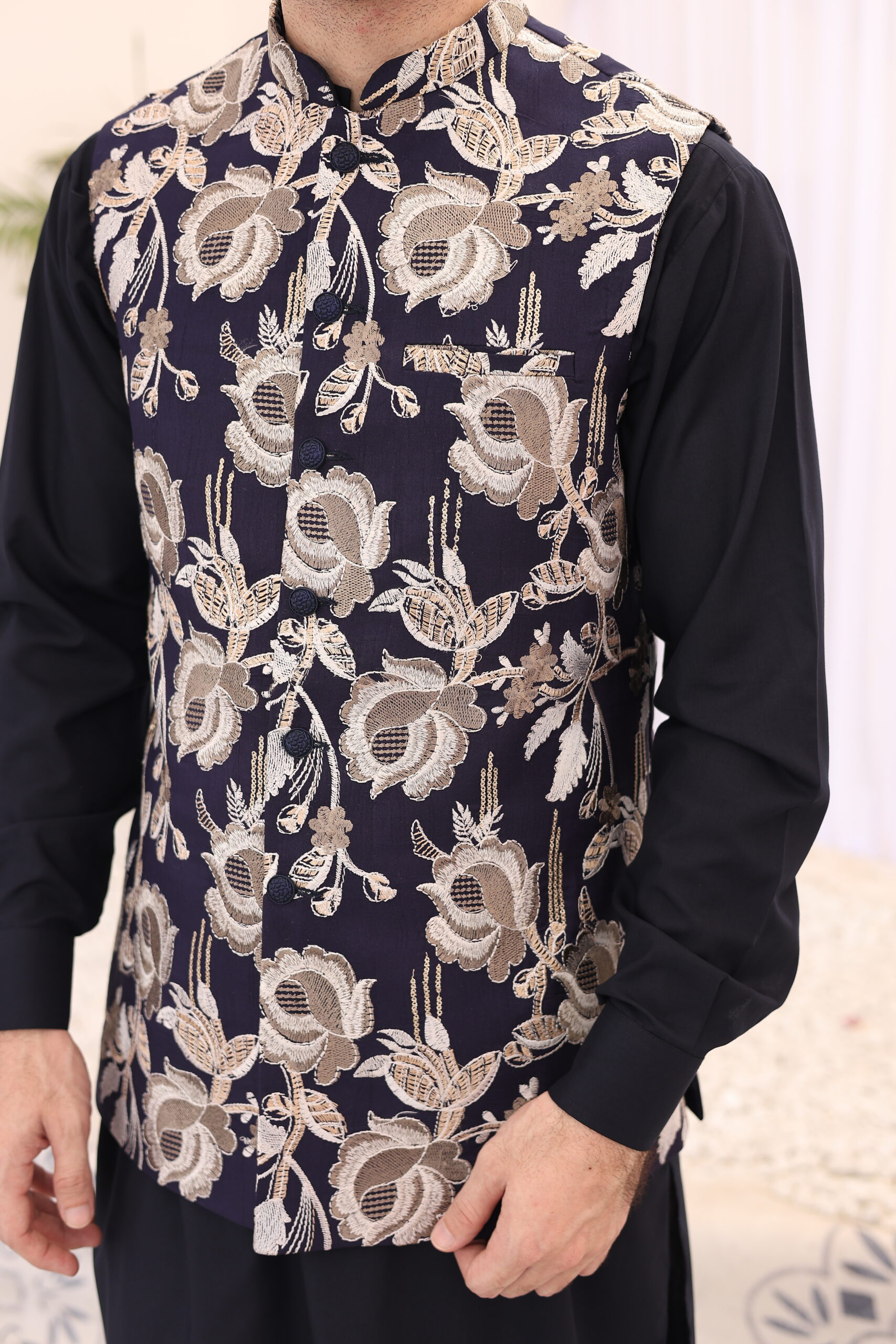 Purple Metallic Floral Raw Silk Waistcoat (2-Piece) - Image 3